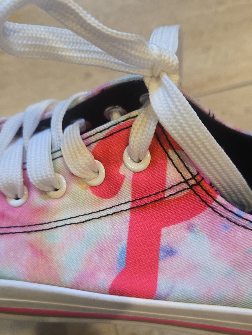 FOCO Philadelphia Phillies Pink Tie Dye Sneakers - Picture 2 of 13